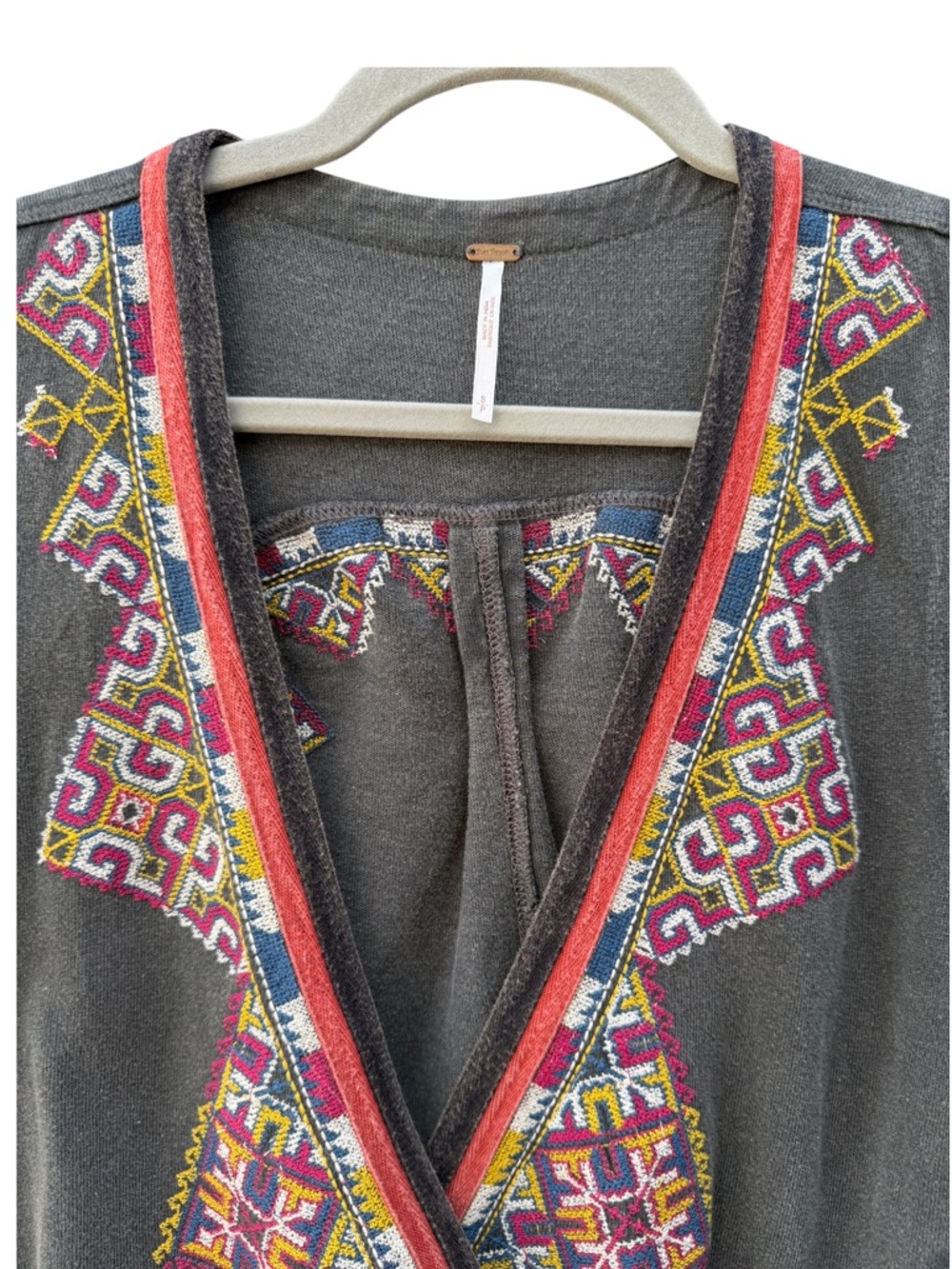 Free People Women’s S Embroidered Boho Wrap Tie Front Sleeveless Top - Picture 4 of 9